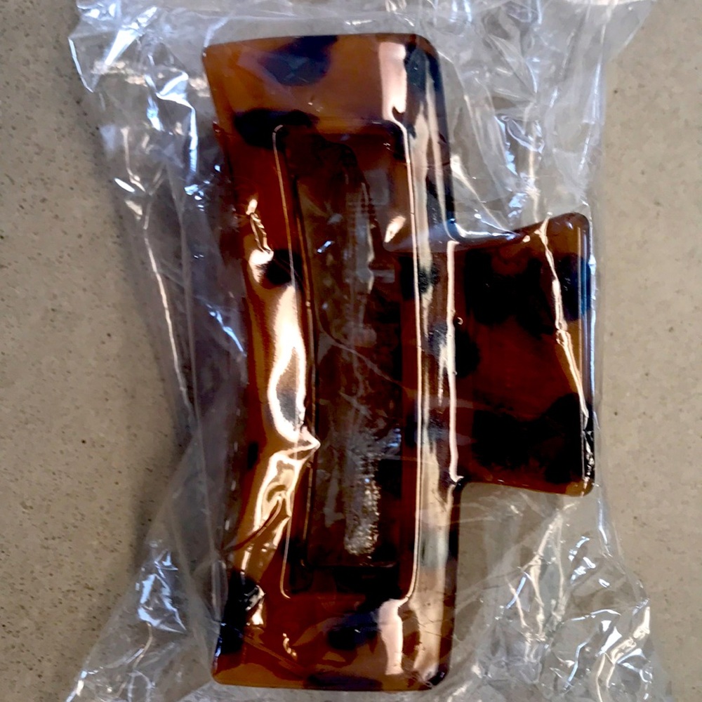 3.5 inch acrylic claw clip